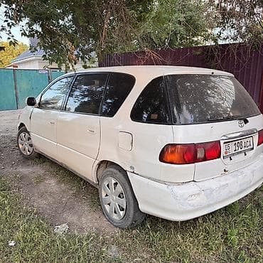 ио пинин: Toyota Ipsum: 1998 г., 2 л, Автомат, Бензин, Минивэн — 2