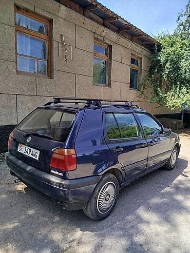 Продажа авто: Volkswagen Golf: 1993 г., Механика, Бензин, Хэтчбэк — 4