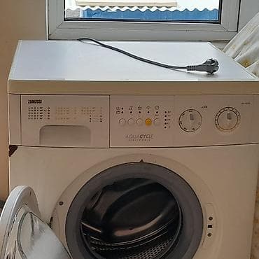 Стиральная машина Zanussi Aquacycle Electronic, фронтальная загрузка — 1