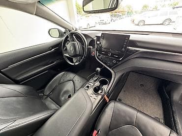 e2 byd: Toyota Camry: 2021 г., 2.5 л, Автомат, Бензин, Седан — 5