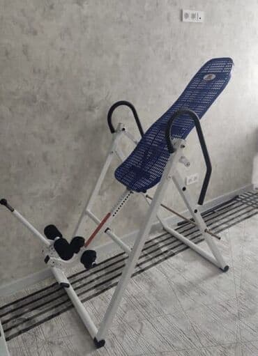 Инверсионный стол для растяжки позвоночника и разгрузки спины