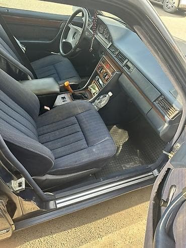 w12: Mercedes-Benz W124: 1991 г., 2.3 л, Механика, Бензин, Седан — 2