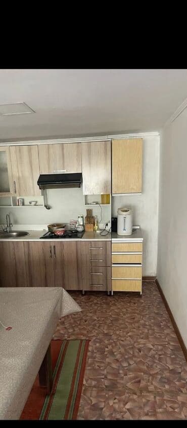 дом пригородном: 68 м², 3 комнаты, Забор, огорожен — 1