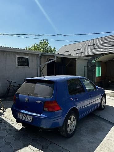 глф 2: Volkswagen Golf: 2000 г., 2.3 л, Механика, Бензин, Хэтчбэк — 4