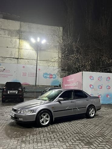 каропка на акорд: Honda Accord: 2001 г., 1.8 л, Автомат, Бензин, Седан — 1
