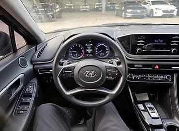 Hyundai Sonata: 2021 г., Автомат, Газ, Седан — 4