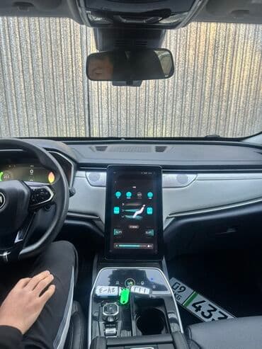 купить авто в рассрочку без первоначального взноса без банка: Weltmeister EX5, 2021 г., 80000 км, Передний, В наличии — 10