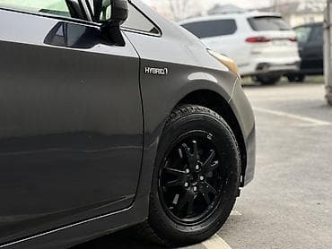 Toyota: Toyota Prius: 2012 г., 1.8 л, Автомат, Гибрид, Лифтбек — 6