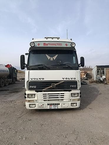 michelin pilot: Тягач, Volvo, Тентованный — 2