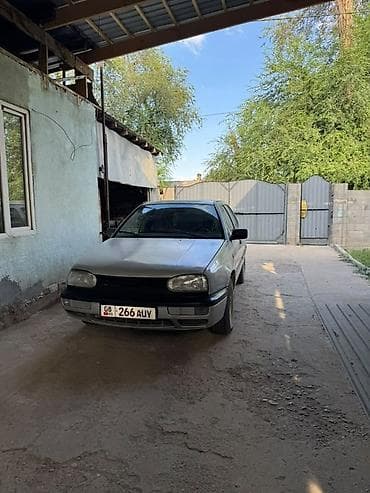 Унаа: Volkswagen Golf: 1992 г., 1.6 л, Кол менен иштөөчү, Бензин, Хетчбек — 1