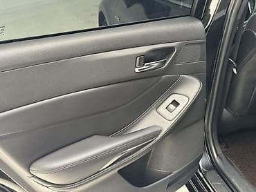 Продажа авто: Toyota Avalon: 2019 г., 2.5 л, Вариатор, Гибрид, Седан — 9