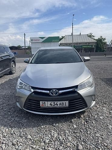gac aion v: Toyota Camry: 2017 г., 2.5 л, Автомат, Гибрид, Седан — 1