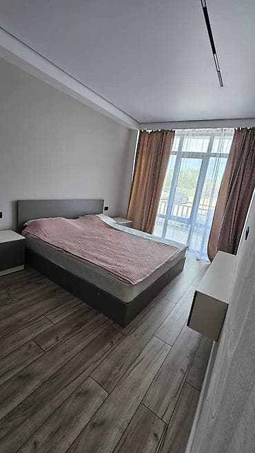 Ысык-Көлдө эс алуу: Ысык-Көлдө ижарага батир, Бостери, 6 орун, Баасы Бүтүндөй турак үй үчүн — 2