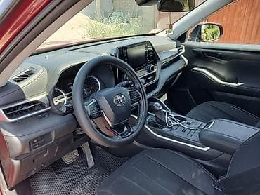 Toyota Highlander: 2021 г., 3.5 л, Автомат, Бензин, Кроссовер — 5