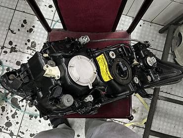 кузов тайота: Передняя левая фара Toyota Оригинал — 2