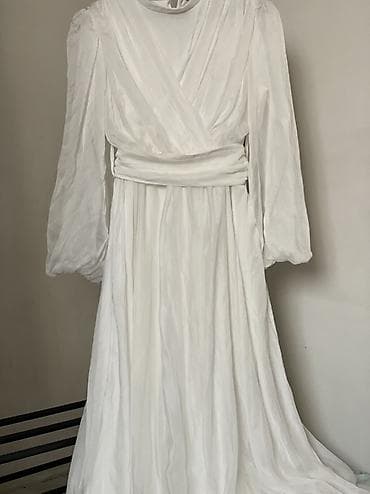 Длинное белое платье в классическом стиле. - Цвет: чистый белый -