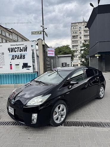 2011: Toyota Prius: 2011 г., 1.8 л, Автомат, Бензин, Лифтбек — 2