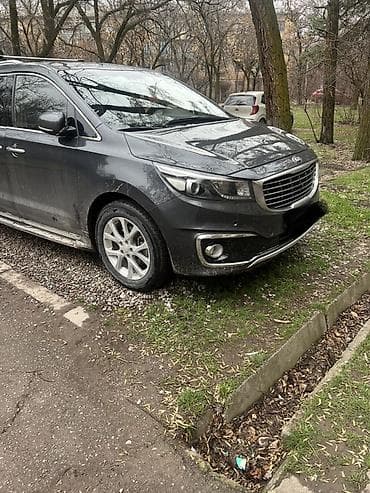 Kia Carnival: 2017 г., 2.2 л, Автомат, Дизель, Минивэн