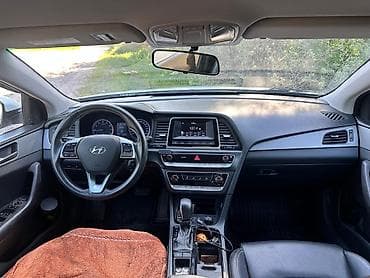 Продажа авто: Hyundai Sonata: 2018 г., 2 л, Автомат, Газ, Седан — 5