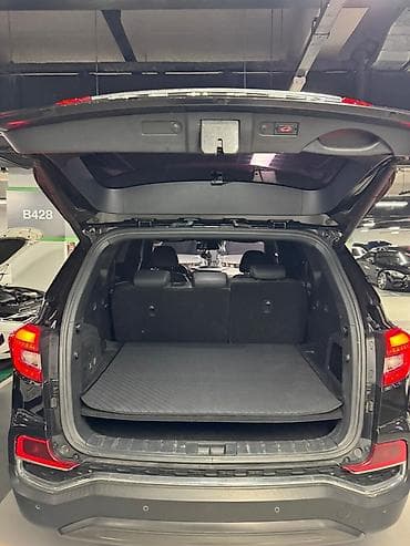 fit shuttle: Кроссовер/внедорожник, черный цвет кузова, черные диски. Установлен — 7