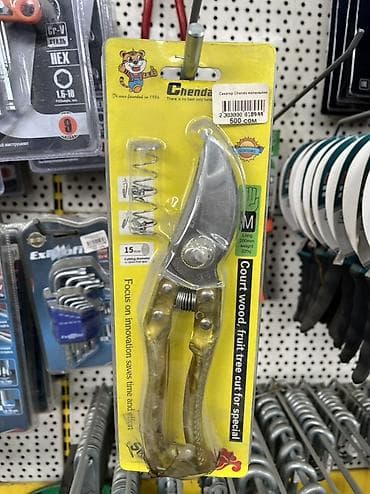 садовый секатор: Ручные секаторы — 1