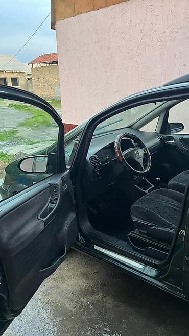 volkswagen sharan 2 8: Opel Zafira: 2002 г., Механика, Минивэн — 9