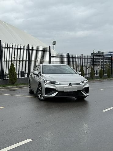 GAC AION S — электрический седан Кузов и дизайн: - Серебристый цвет