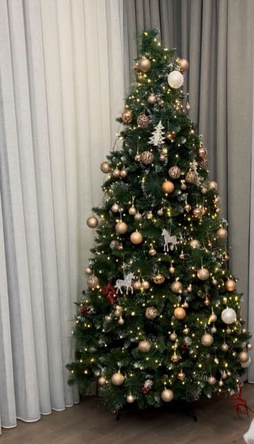 платье на ёлку: Искусственная новогодняя ёлка с густой хвойной кроной и эффектом — 5