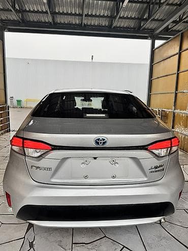 селика: Toyota Levin: 2022 г., 1.8 л, Вариатор, Гибрид, Седан — 7