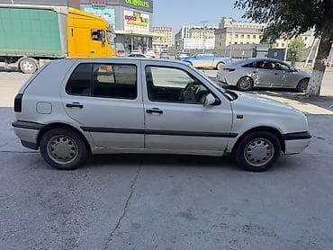 фолсваген б 5: Volkswagen Golf: 1994 г., Кол менен иштөөчү, Хетчбек — 3