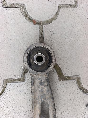 Унаа тетиктери: Алдыңкы оң рычаг Lexus Колдонулган — 4