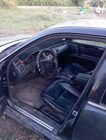 bmw f1: Mercedes-Benz E-Class: 1995 г., Автомат, Седан — 4
