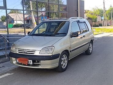 taeta ist: Toyota Raum: 1997 г., 1.5 л, Автомат, Бензин, Хэтчбэк — 1