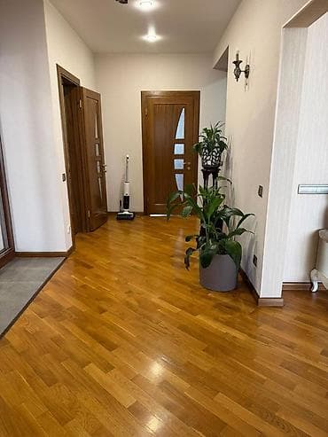 Квартиры: 3 комнаты, 133 м² — 7
