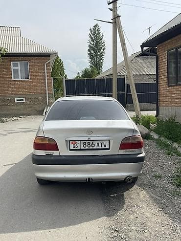 камри 2007: Toyota Avensis: 2001 г., 1.6 л, Механика, Бензин, Седан — 3