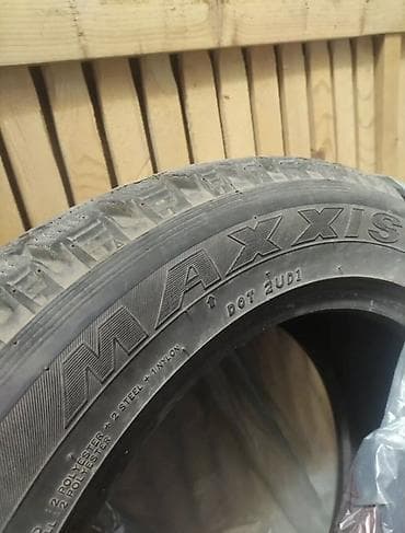 Шины 235 / 55 / R 18, Зима, Б/у, Комплект, Легковые, Maxxis — 2