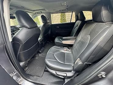 camry 2017: Toyota Highlander: 2021 г., 3.5 л, Автомат, Бензин, Кроссовер — 10