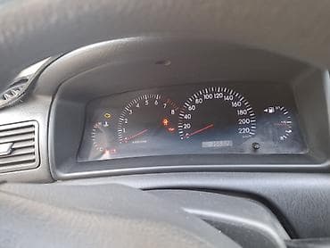 pasat b5: Toyota Corolla: 2004 г., 1.6 л, Механика, Бензин, Седан — 7