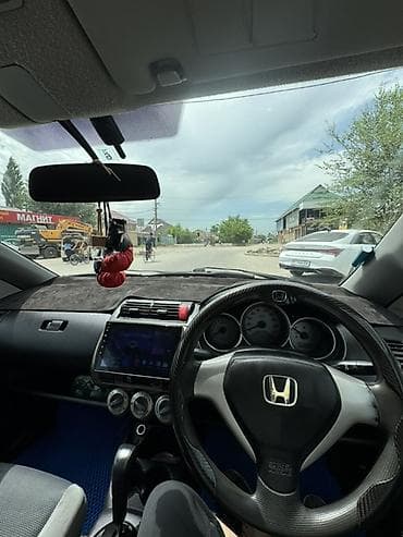 фит дворник: Honda Fit: 2004 г., 1.3 л, Автомат, Бензин, Хэтчбэк — 10