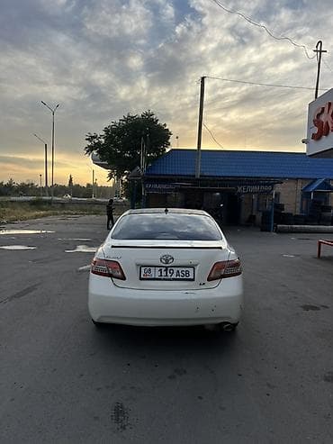 Toyota Camry: 2011 г., 2.4 л, Автомат, Бензин, Седан — 7