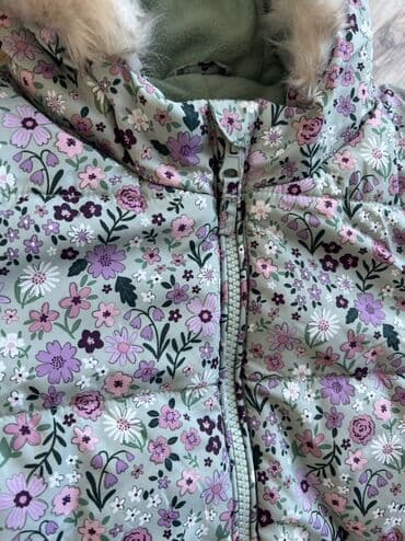 комбинезон зимний для новорожденных на овчине: Продаю новые фирменные комбинезоны известных европейских брендов. Все — 9