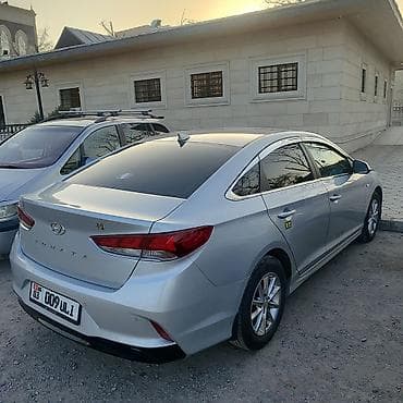 nio et9: Hyundai Sonata: 2020 г., 2 л, Автомат, Газ, Седан — 5