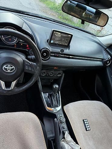 Продажа авто: Toyota Yaris: 2017 г., 1.5 л, Автомат, Бензин, Седан — 6