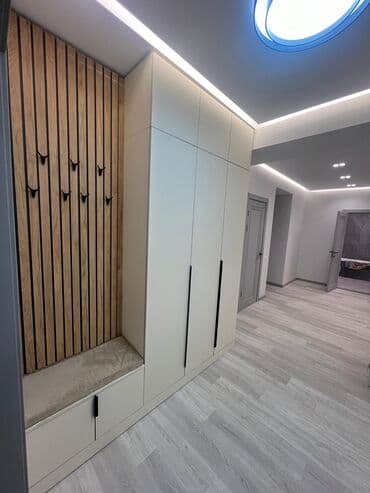 эшик дом: Буйрутма эмеректер, Уктоочу бөлмө, Ашкана гарнитурасы, Үстөл, Шкаф — 23