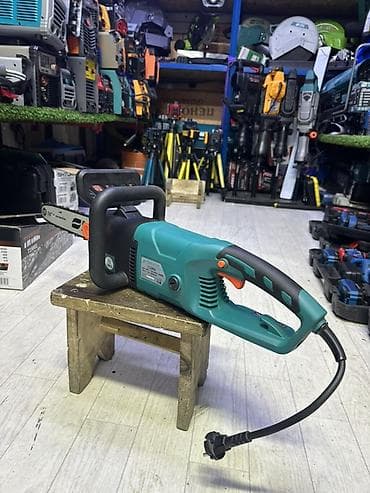 Строительное оборудование: Цепная электропила Новый, От электросети, 2400 Watt — 2