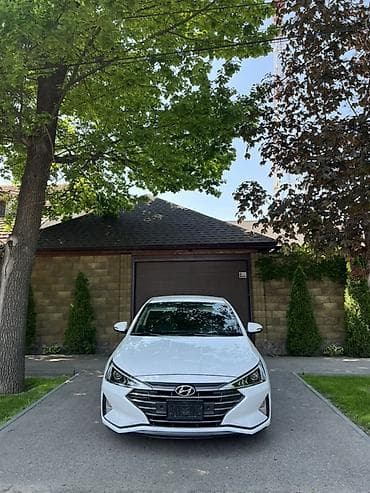 Hyundai Avante: 2019 г., 1.6 л, Вариатор, Бензин, Седан