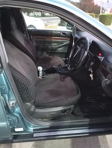 Audi: Audi A4: 2000 г., 2.4 л, Механика, Бензин, Седан — 10