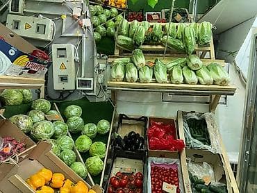 Продукты питания: Магазин «Фрукты • Овощи • Киви» магазин сатылат .Проходимости — 2