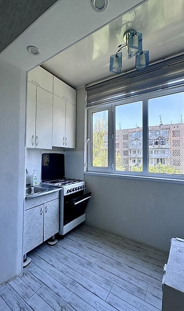 1 комната, 36 м², 106 серия, 7 этаж, Старый ремонт — 9