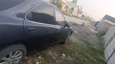 очень нужны: Mazda XEDOS 6: 1992 г., 2 л, Механика, Бензиновая, Седан — 1